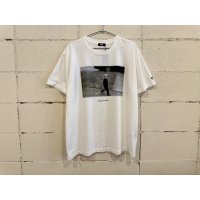 TMT × Joseph Szabo DRY COTTON STANDARD TEE (gun)