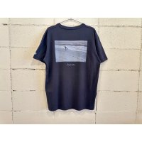 TMT × Joseph Szabo DRY COTTON STANDARD TEE (surf)