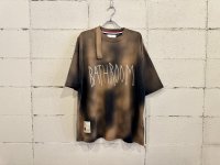 SEVESKIG Bathroom Graphic S/SL Tee